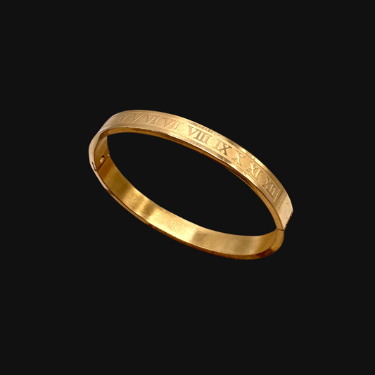 Roman numeral premium gold bracelet